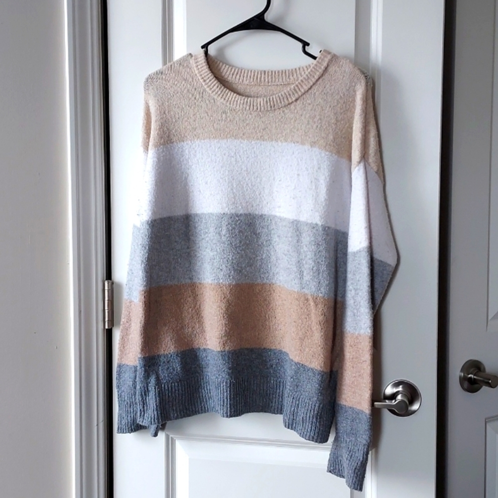 Cream white grey long sleeve sweater